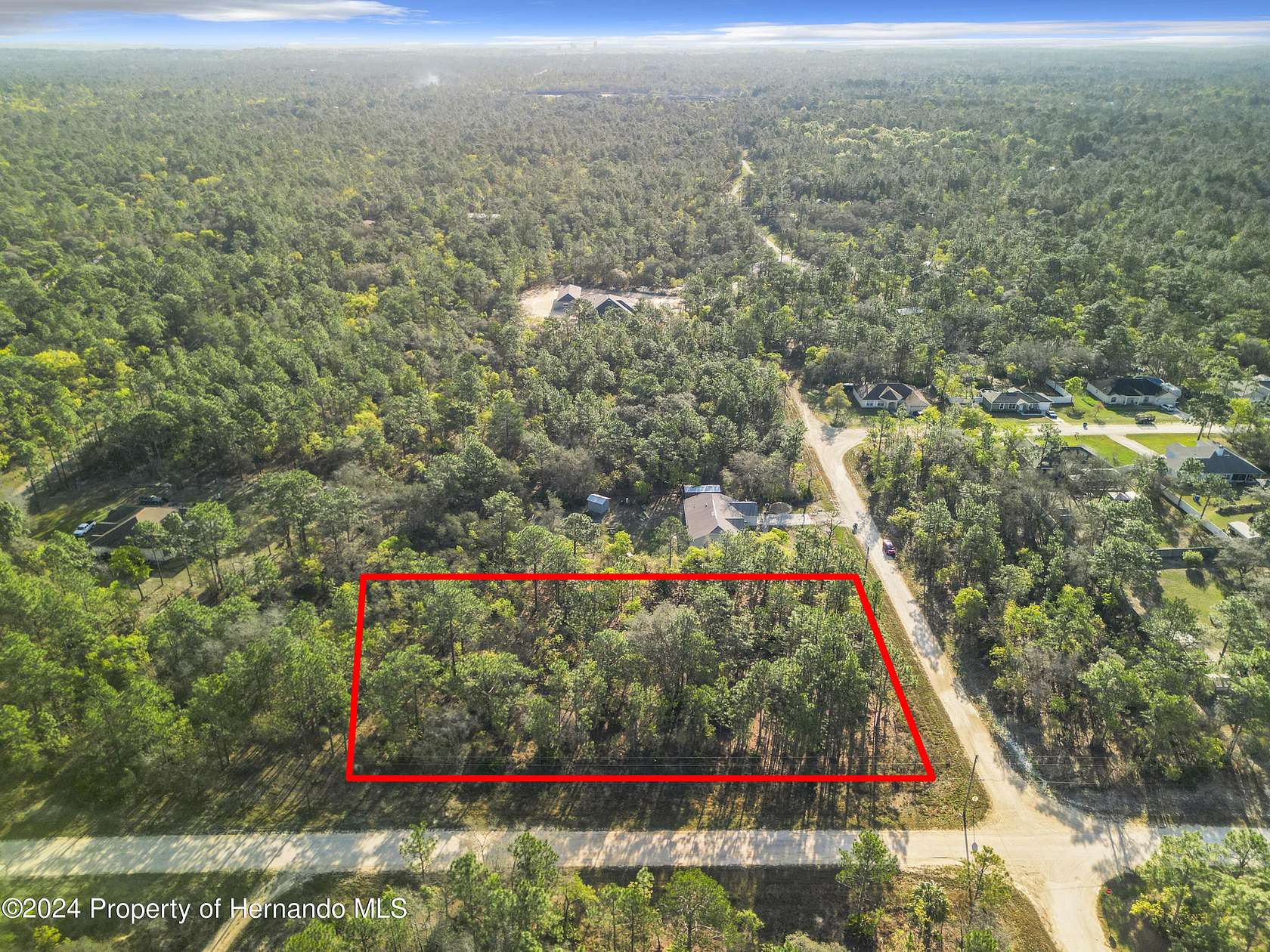 1 Acre of Residential Land for Sale in Weeki Wachee, Florida