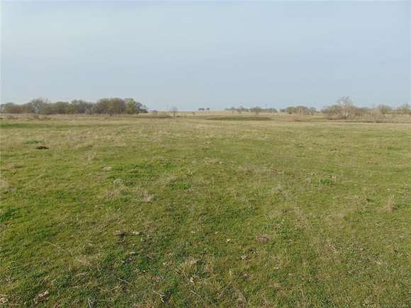 6.6 Acres of Agricultural Land for Sale in Marietta, Oklahoma