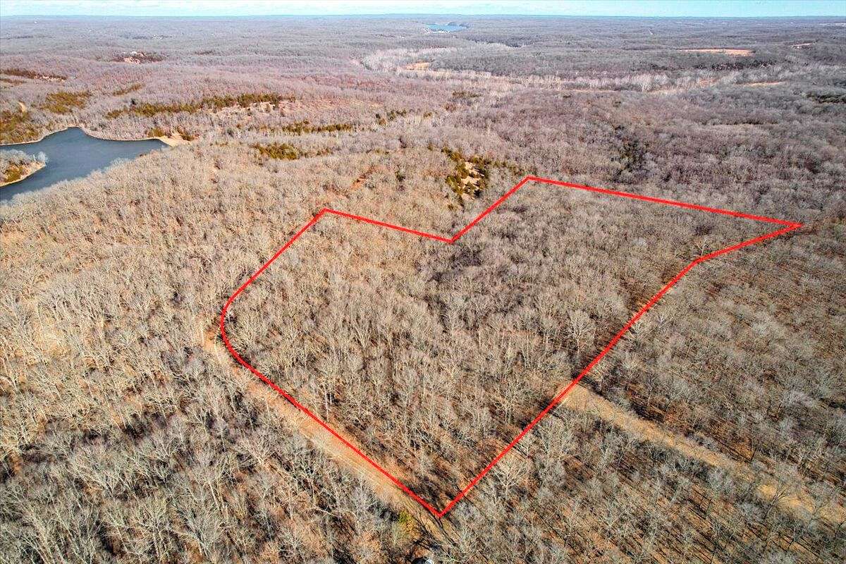 5.9 Acres of Residential Land for Sale in Edwards, Missouri