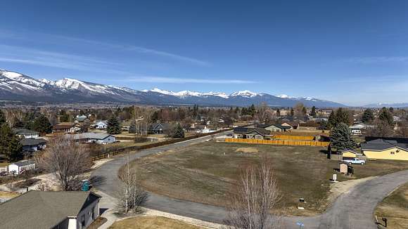 1.09 Acres of Residential Land for Sale in Hamilton, Montana