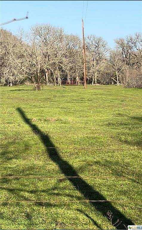 4.4 Acres of Land for Sale in Dale, Texas