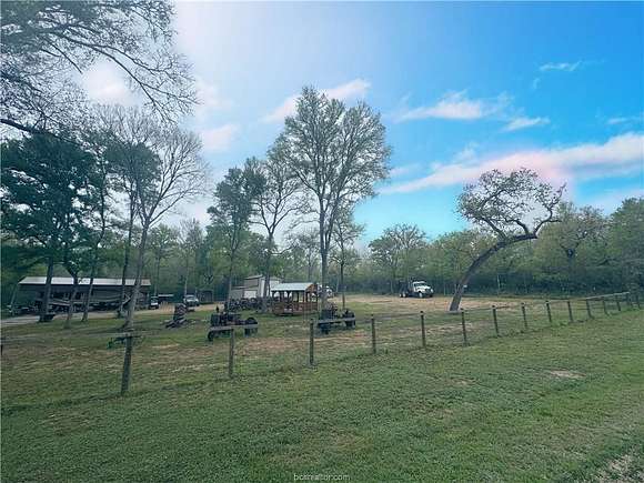 1 Acre of Residential Land for Sale in Caldwell, Texas