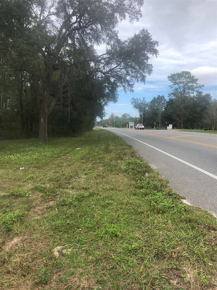 4 Acres of Commercial Land for Sale in Crawfordville, Florida