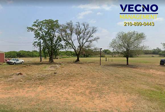 Residential Land for Lease in Pearsall, Texas