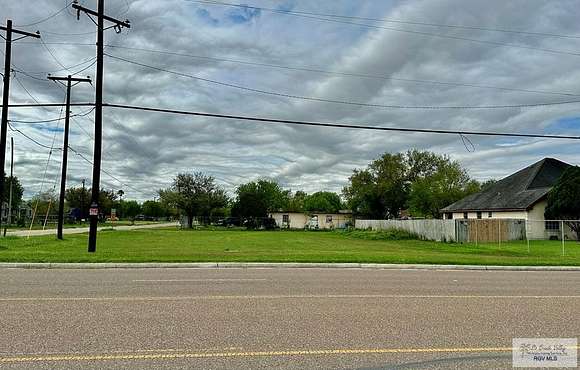 0.33 Acres of Residential Land for Sale in Primera, Texas