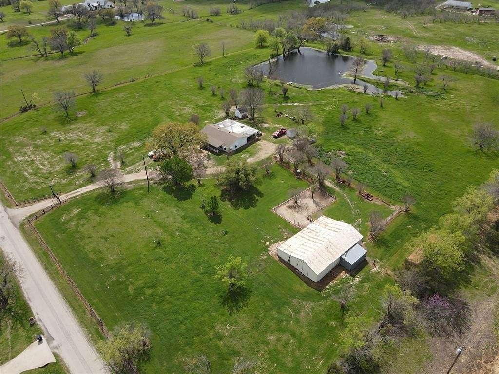 8.5 Acres of Land with Home for Sale in Kaufman, Texas