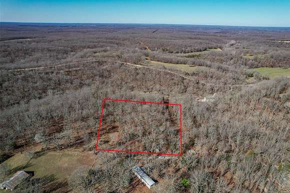 0.99 Acres of Residential Land for Sale in Lebanon, Missouri