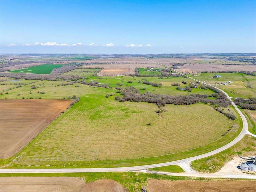 161 Acres of Land for Sale in Itasca, Texas
