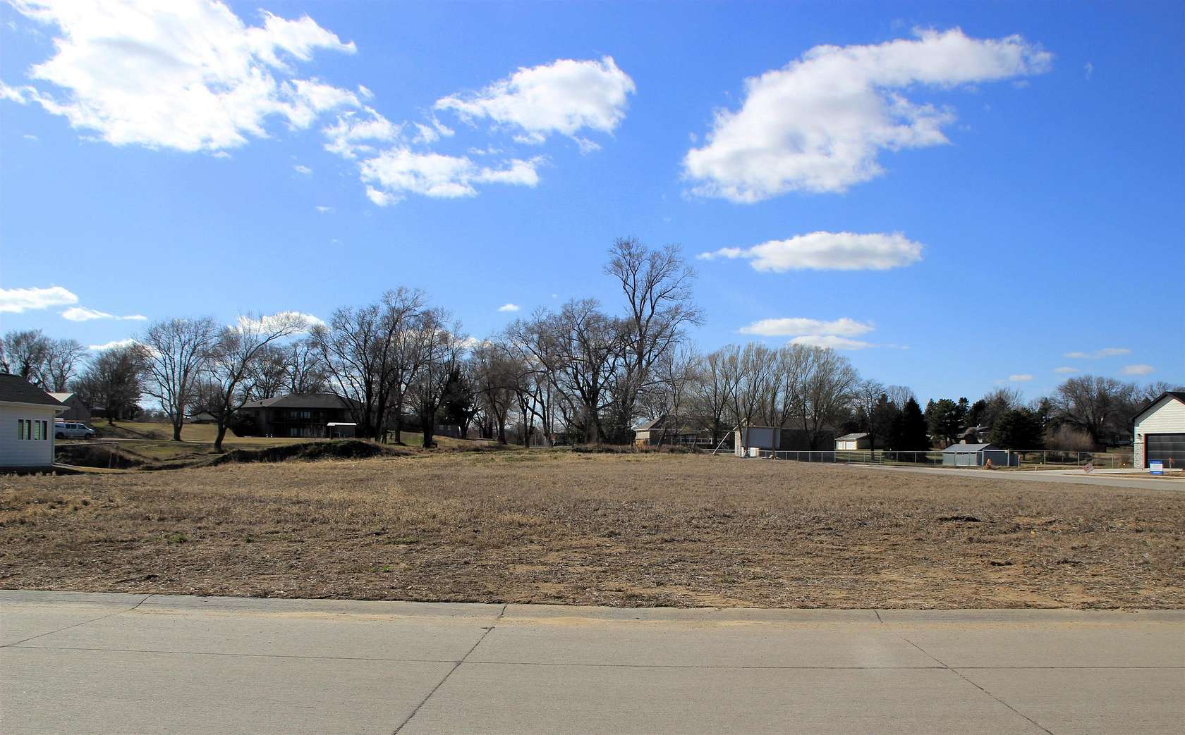 0.42 Acres of Residential Land for Sale in Sioux City, Iowa
