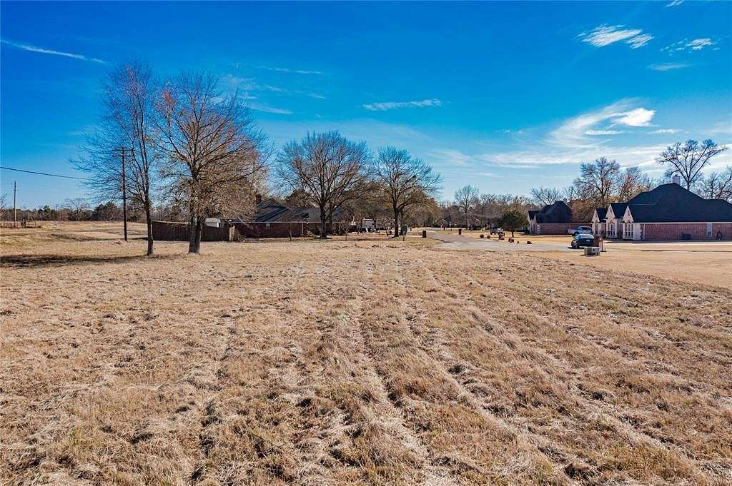 0.52 Acres of Residential Land for Sale in Mineola, Texas
