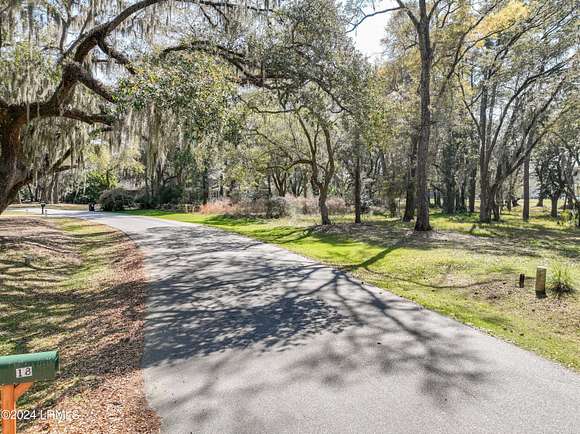 0.9 Acres of Residential Land for Sale in Beaufort, South Carolina