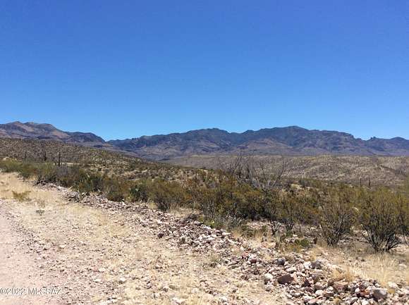 960 Acres of Recreational Land for Sale in Thatcher, Arizona