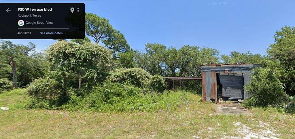 1.4 Acres of Residential Land for Sale in Rockport, Texas