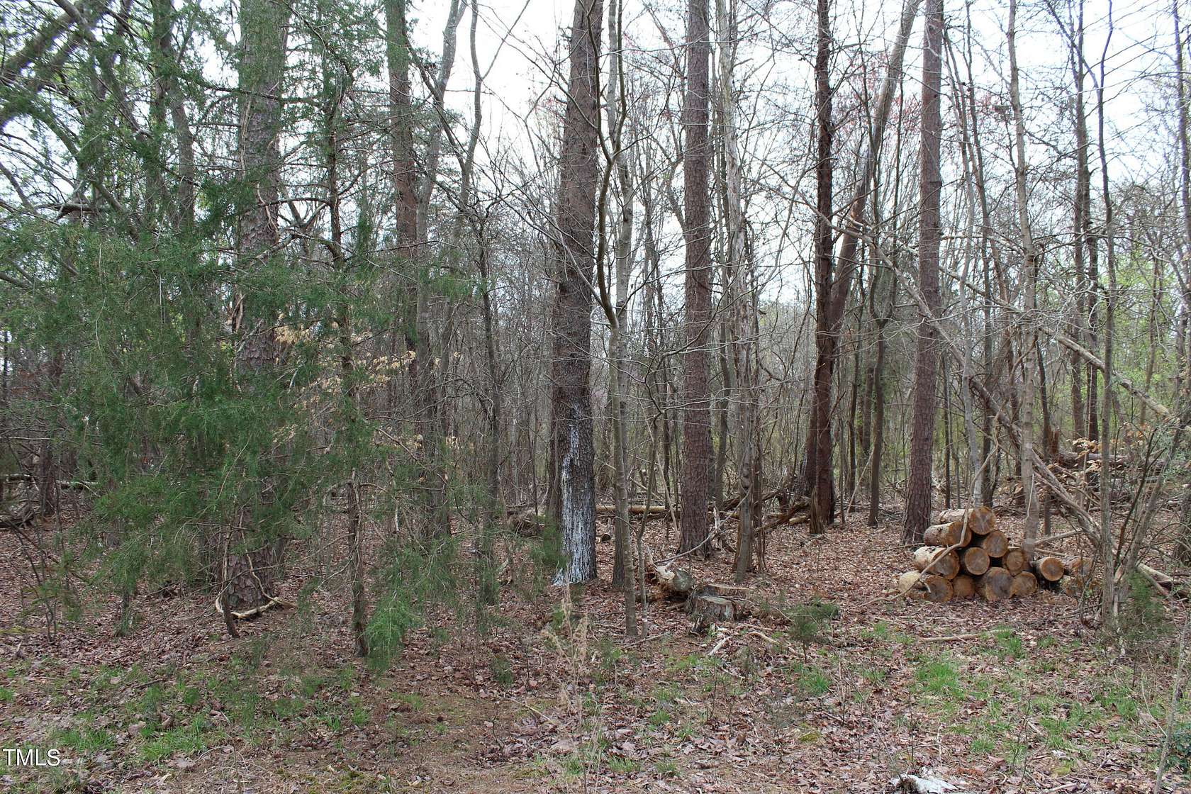 1.5 Acres of Residential Land for Sale in Burlington, North Carolina