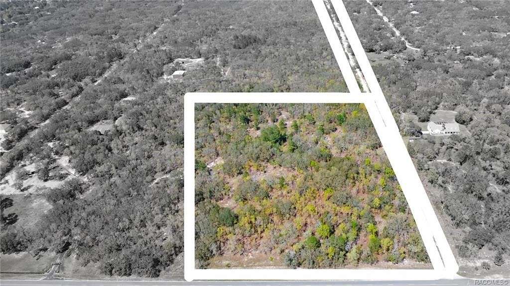 10.7 Acres of Land for Sale in Lecanto, Florida