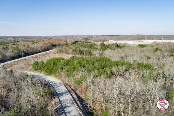 33.5 Acres of Commercial Land for Auction in Crossville, Tennessee