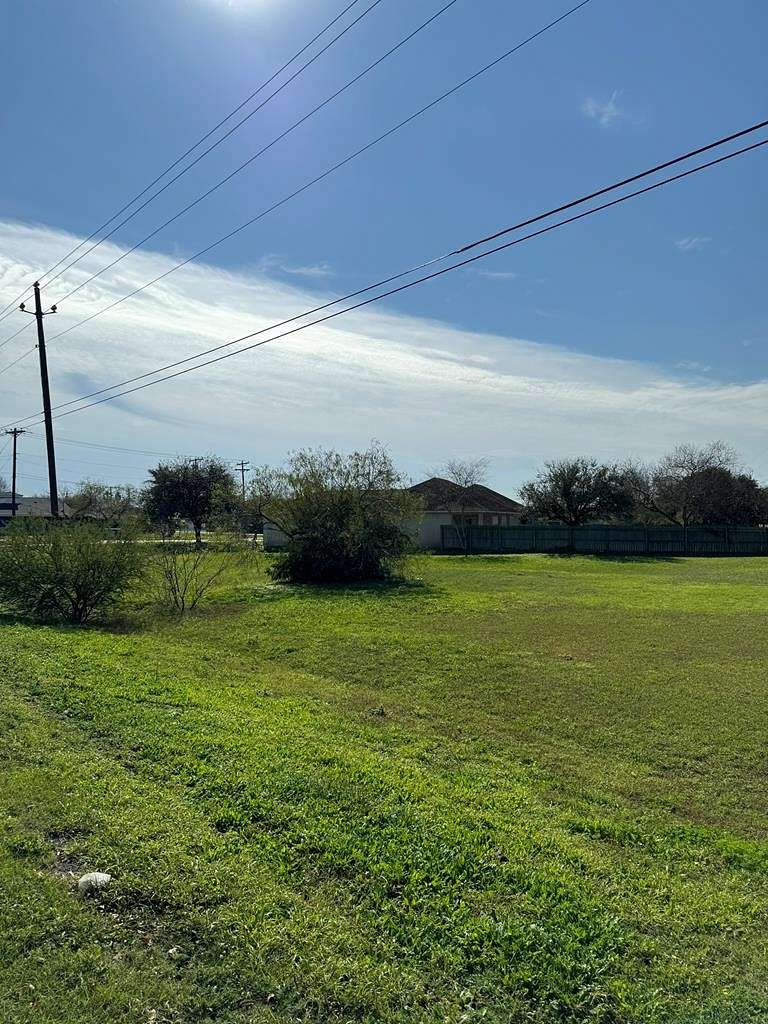Mixed-Use Land for Sale in Laguna Vista, Texas