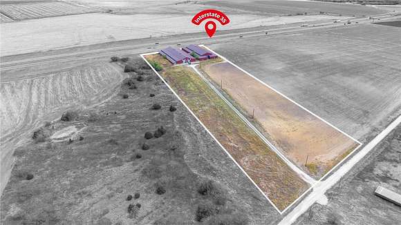 10.7 Acres of Land for Sale in Hillsboro, Texas