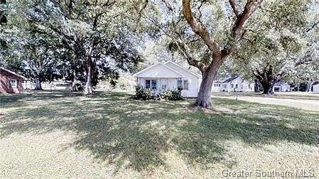 3 Acres of Residential Land with Home for Sale in Jennings, Louisiana