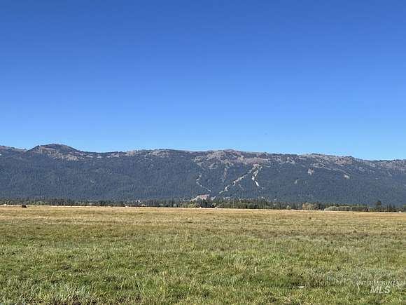 35.71 Acres of Agricultural Land for Sale in Donnelly, Idaho