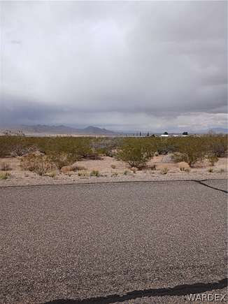 0.25 Acres of Mixed-Use Land for Sale in Kingman, Arizona