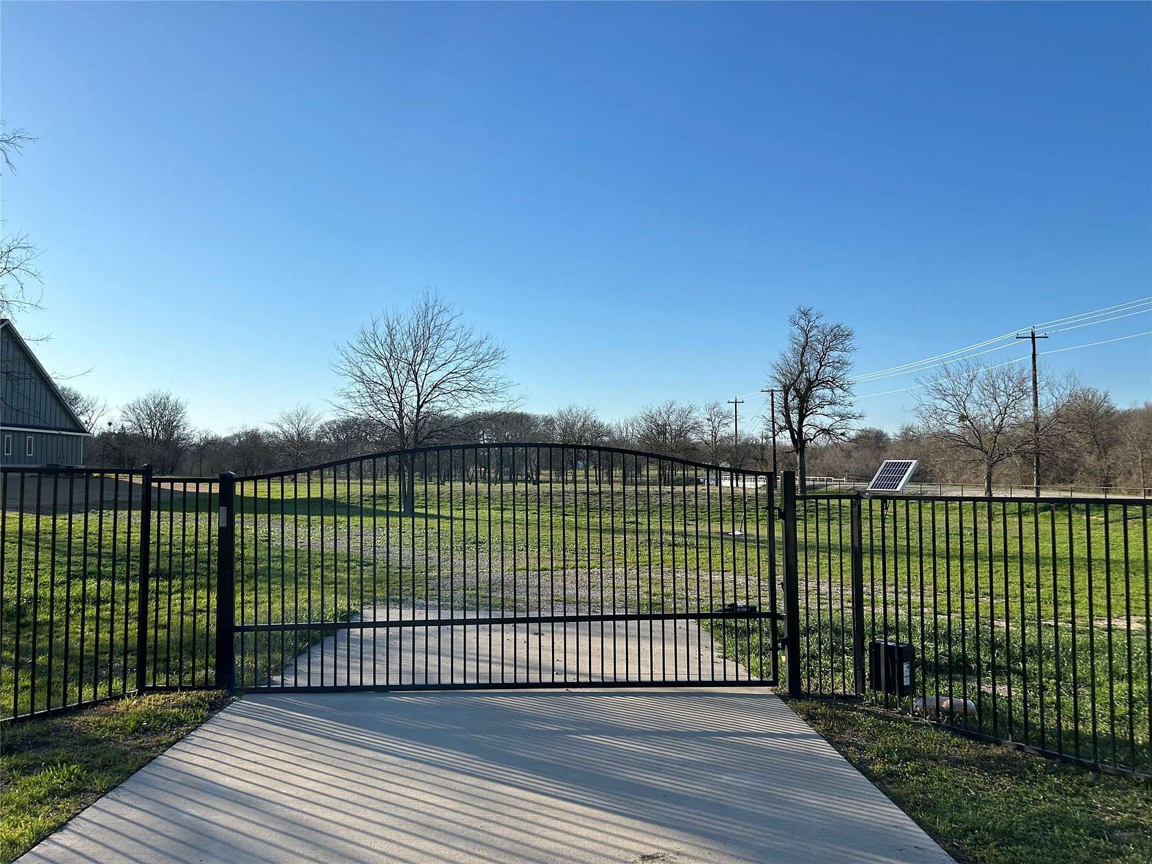 2 Acres of Residential Land for Sale in Aledo, Texas