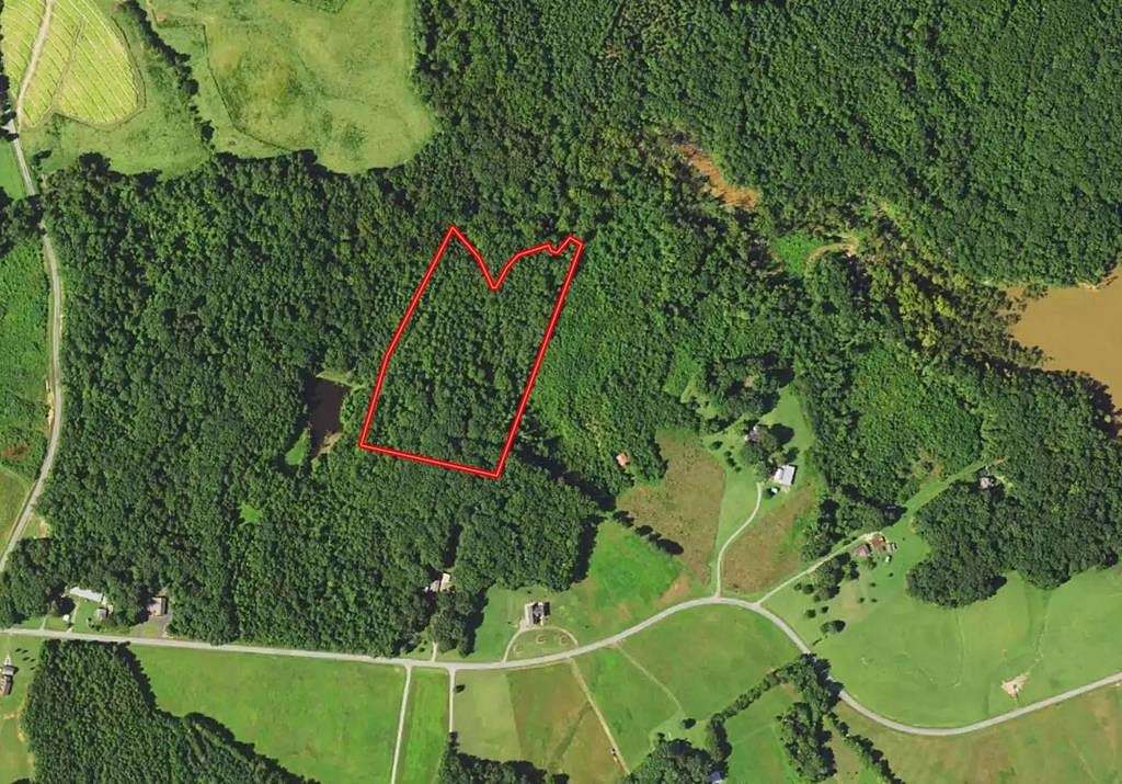8.3 Acres of Agricultural Land for Sale in Buffalo Junction, Virginia