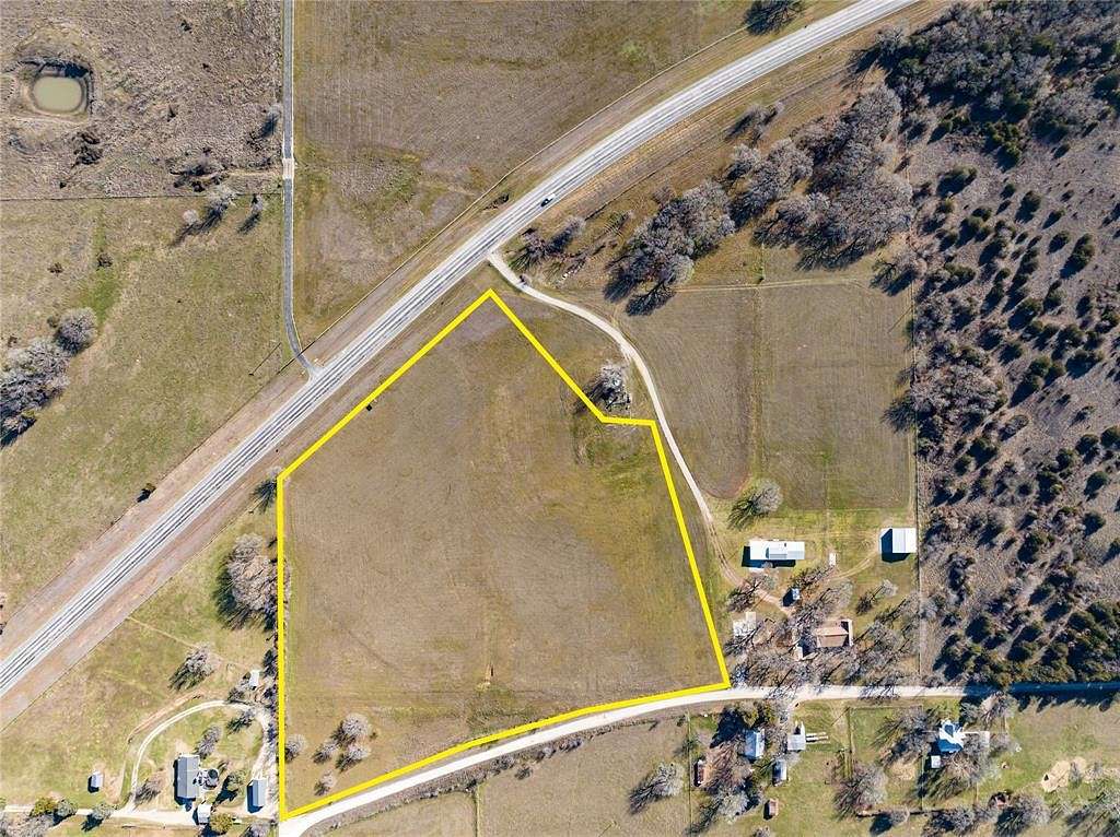 10 Acres of Recreational Land for Sale in Chico, Texas