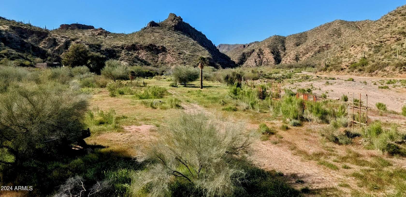 1.2 Acres of Residential Land for Sale in Morristown, Arizona