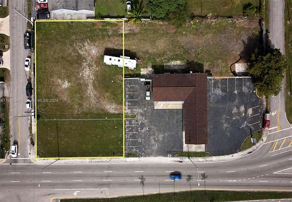 0.42 Acres of Commercial Land for Lease in Miami, Florida