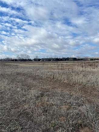 2 Acres of Residential Land for Sale in North Branch, Minnesota