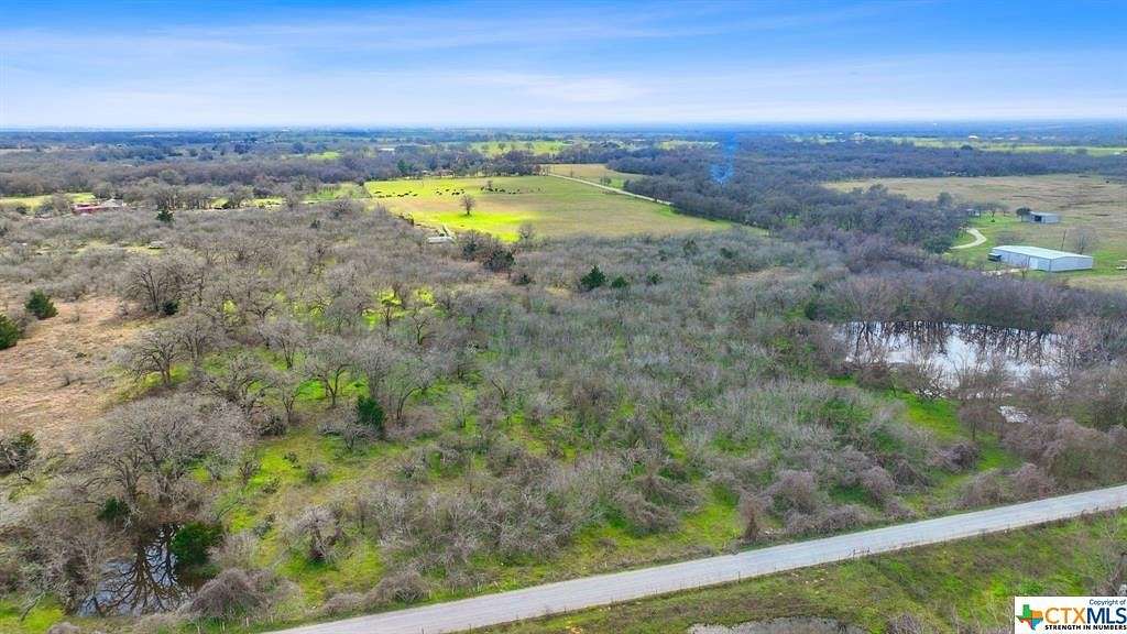 1.4 Acres of Residential Land for Sale in Dale, Texas