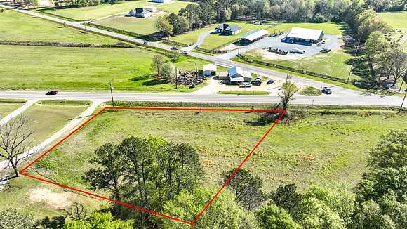 1 Acre of Commercial Land for Sale in Elmore, Alabama