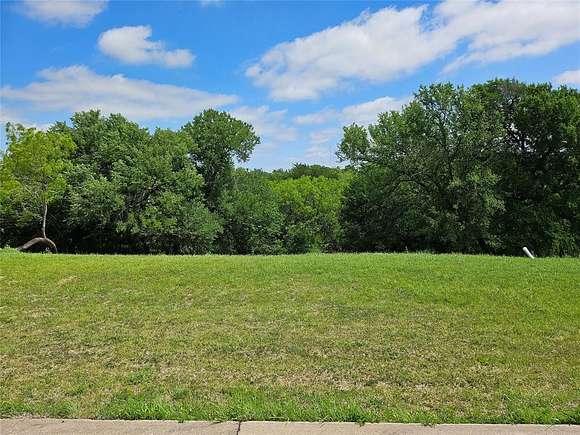 1.2 Acres of Residential Land for Sale in Grand Prairie, Texas