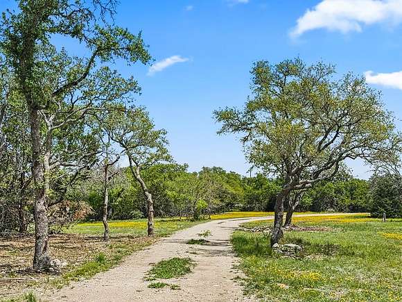 20 Acres of Land for Sale in Mountain Home, Texas
