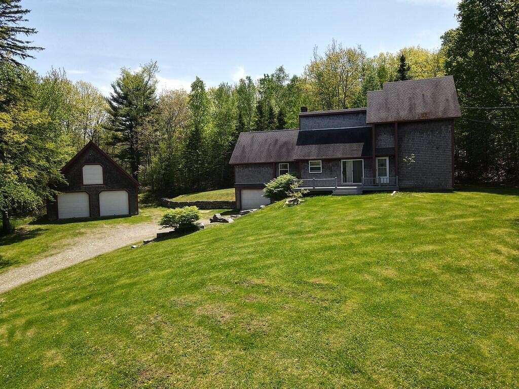 4 Acres of Residential Land with Home for Sale in Dedham, Maine