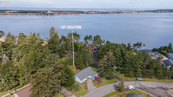 0.14 Acres of Residential Land for Sale in Coos Bay, Oregon