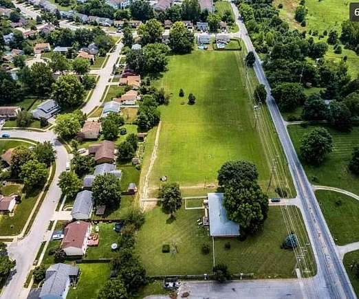 5 Acres of Improved Mixed-Use Land for Auction in Canal Winchester, Ohio