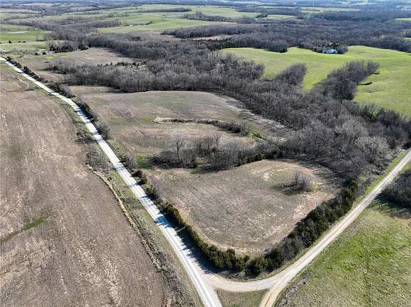 33 Acres of Recreational Land & Farm for Sale in Browning, Missouri