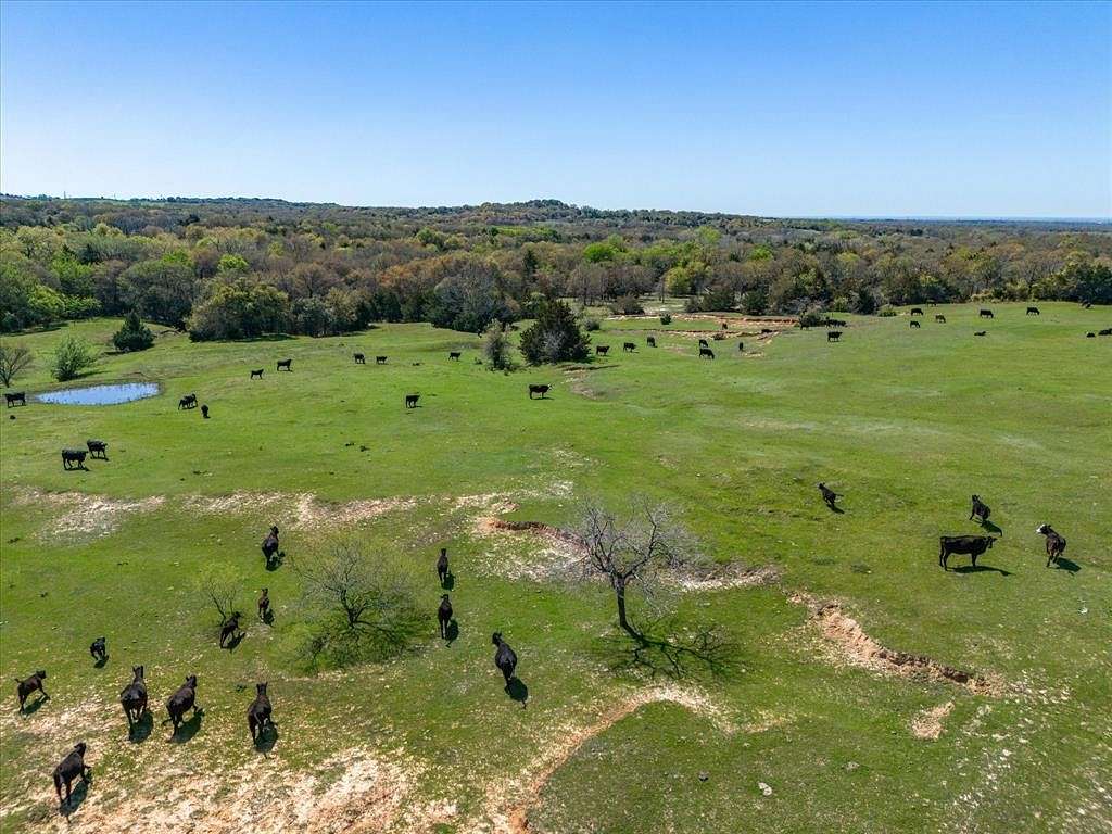 2.1 Acres of Land for Sale in Alvord, Texas