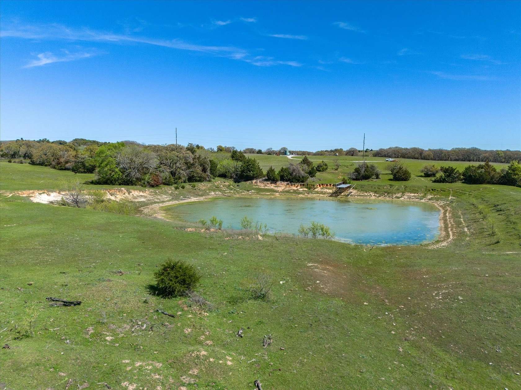 6 Acres of Land for Sale in Alvord, Texas