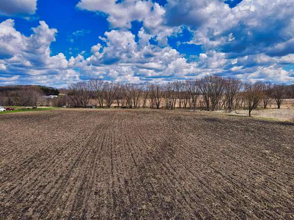 10.2 Acres of Recreational Land & Farm for Sale in Deerfield, Wisconsin