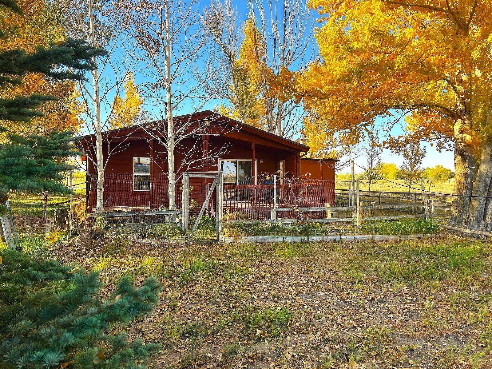 5 Acres of Residential Land with Home for Sale in Kinnear, Wyoming