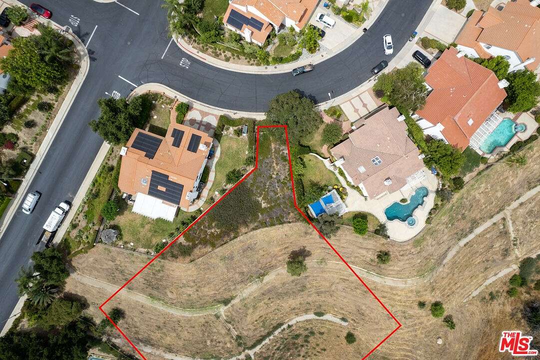 1 Acre of Land for Sale in Porter Ranch, California