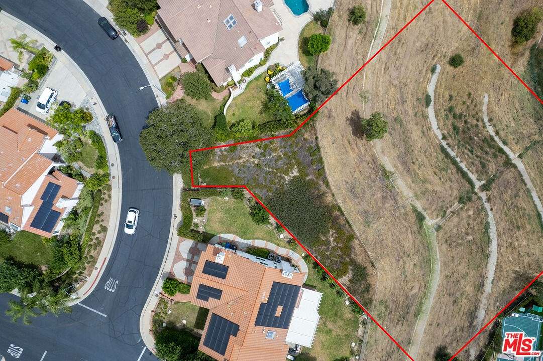 1 Acre of Land for Sale in Porter Ranch, California