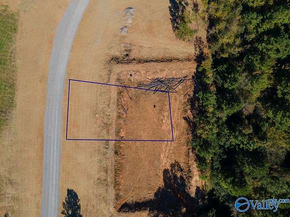0.39 Acres of Land for Sale in Guntersville, Alabama