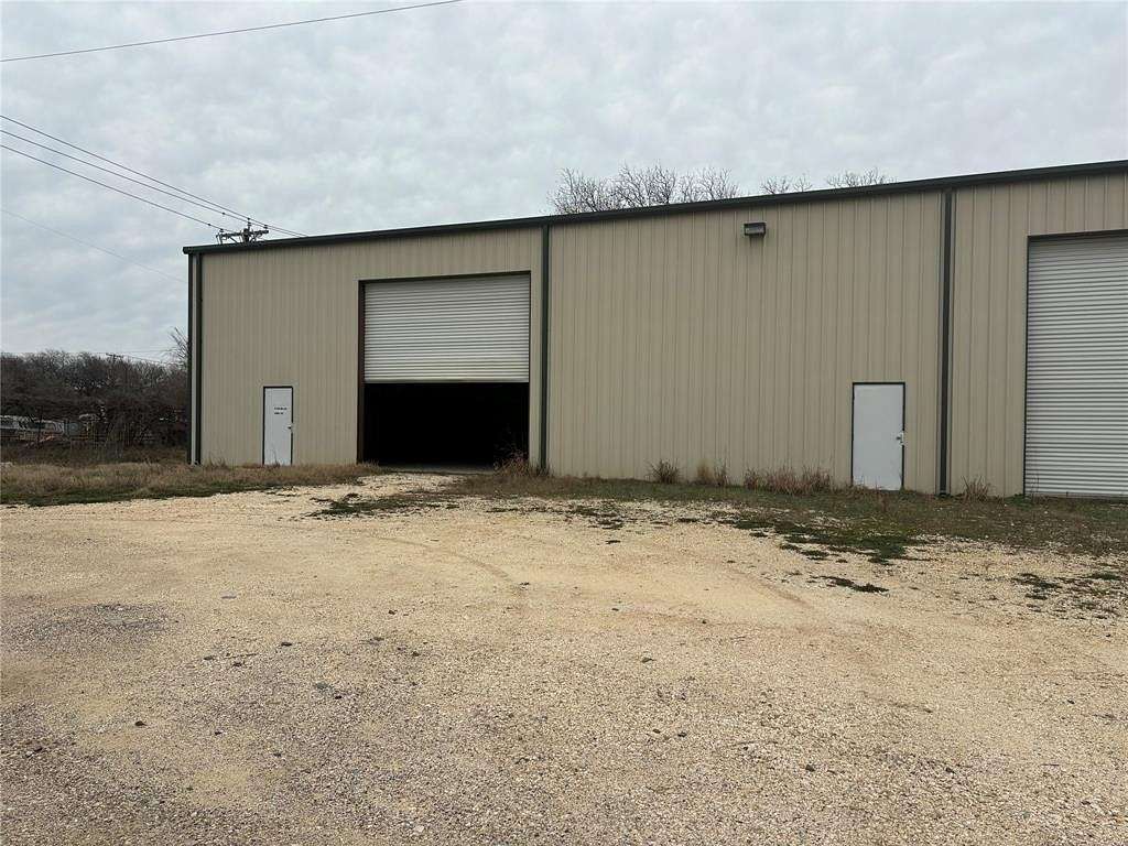 5.9 Acres of Commercial Land for Sale in Cleburne, Texas