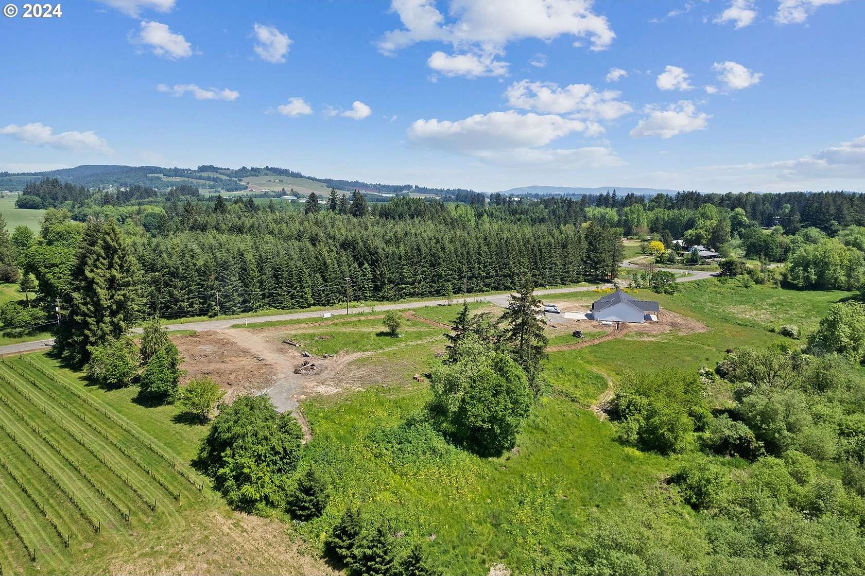 2 Acres of Residential Land for Sale in Dayton, Oregon