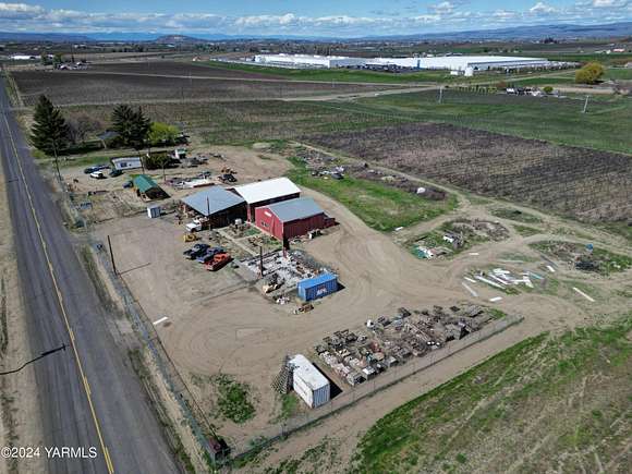 10.3 Acres of Land for Sale in Grandview, Washington