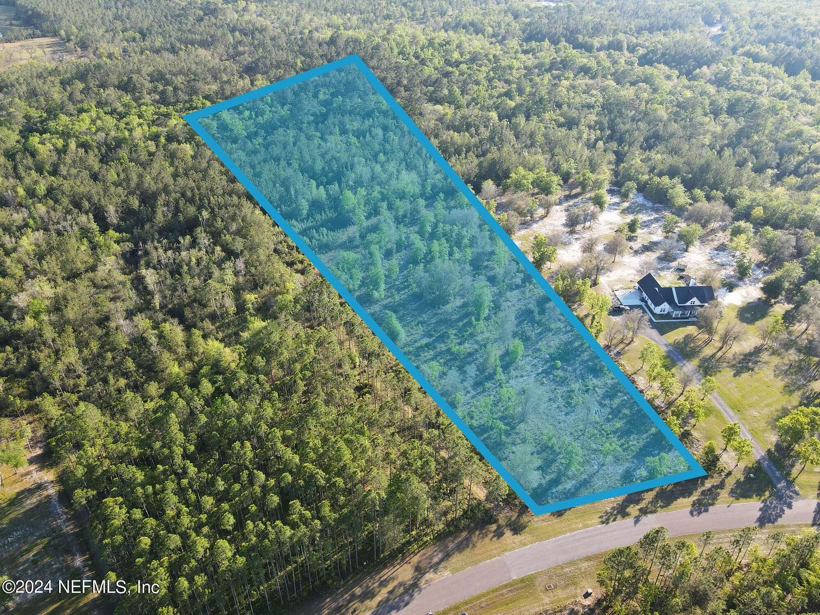 9 Acres of Residential Land for Sale in Bryceville, Florida